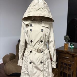 Michael Kors Cream Trench Coat with Adjustable Belt